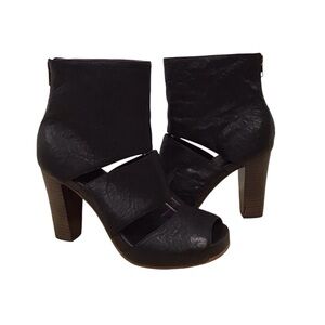 Anthropologie Gee Wa Wa Black Leather Gladiator Peep Toe Heels